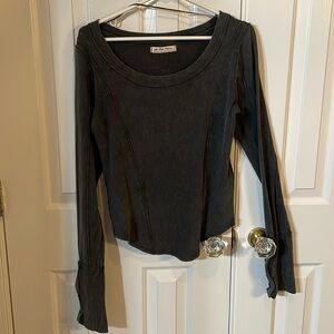 Free People We the Free Black Cotton Top. Size XL. Never worn. Excellent Cond.